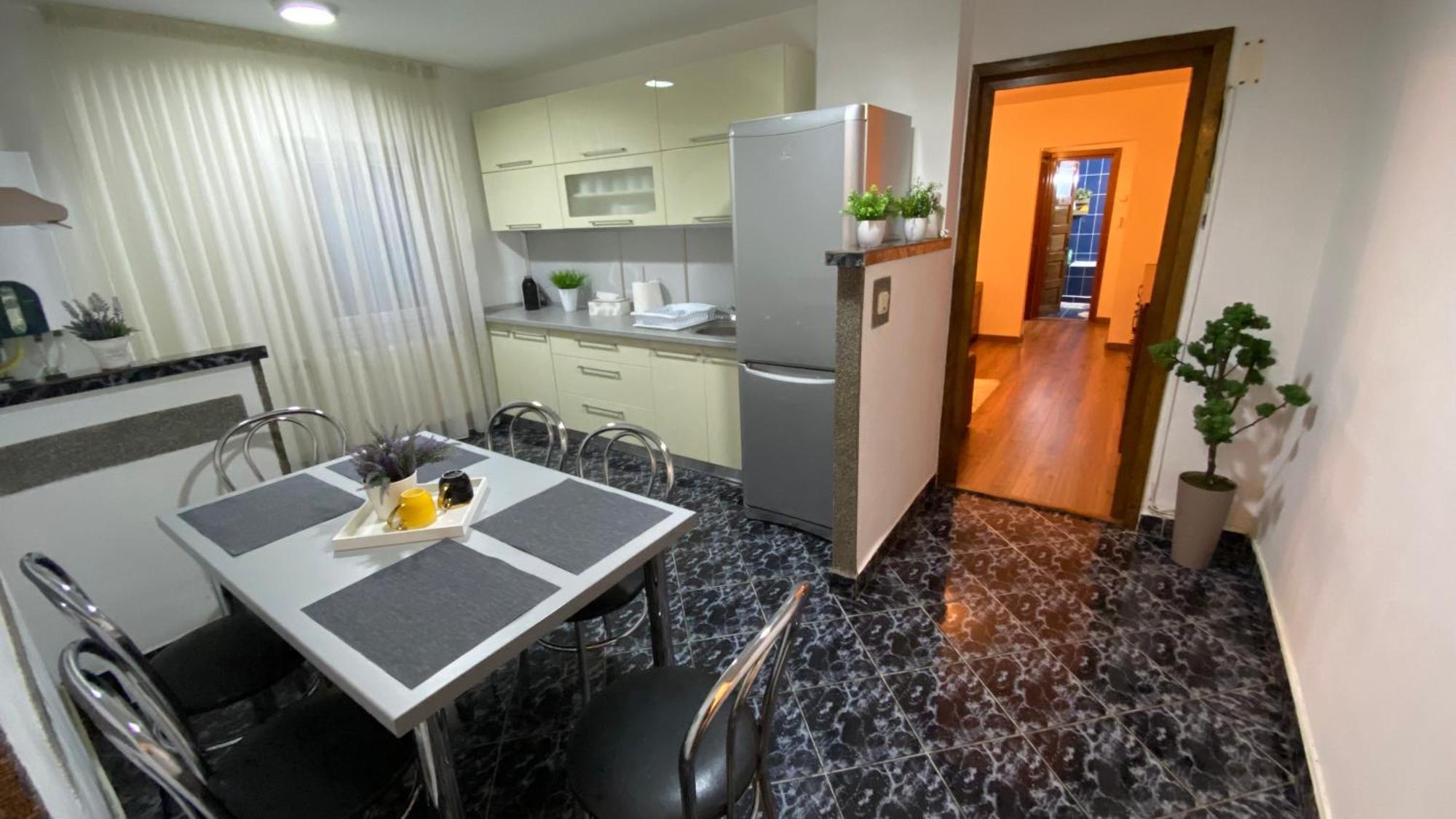 Apartament Doua Camere Baia Mare Exteriör bild